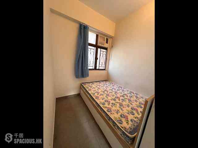 Mong Kok - Hung Kwong Building Block A 06