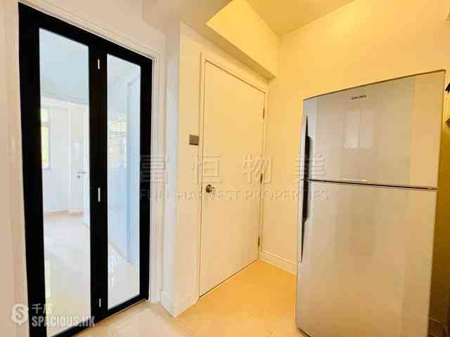 Happy Valley - 10-12, Shan Kwong Road 05