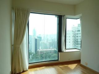 Mid Levels Central - Fairlane Tower 07
