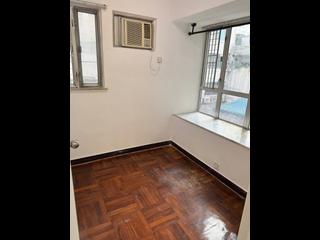 Sham Shui Po - Fuk Lung Building 03