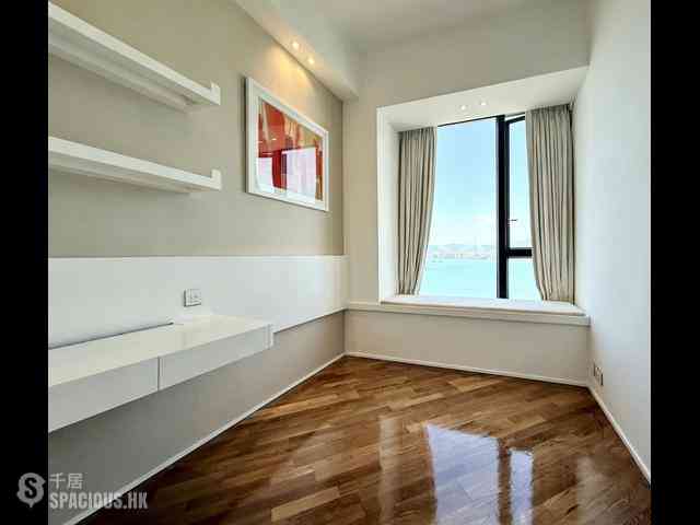 Shek Tong Tsui - Harbour One 06