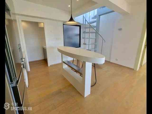 Mid Levels Central - Robinson Heights Block 3 04