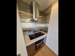 Mid Levels Central - Robinson Heights Block 3 08