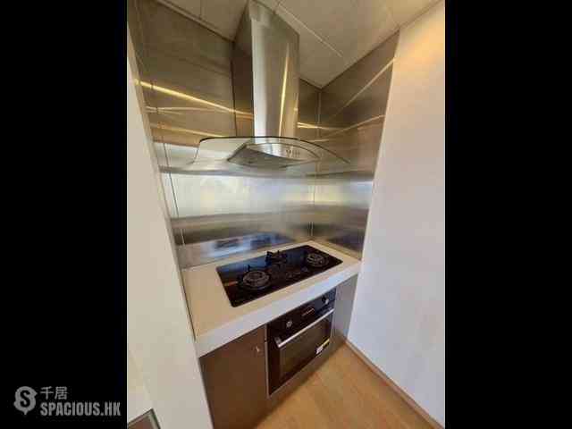 Mid Levels Central - Robinson Heights Block 3 08