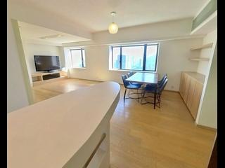 Mid Levels Central - Robinson Heights Block 3 03