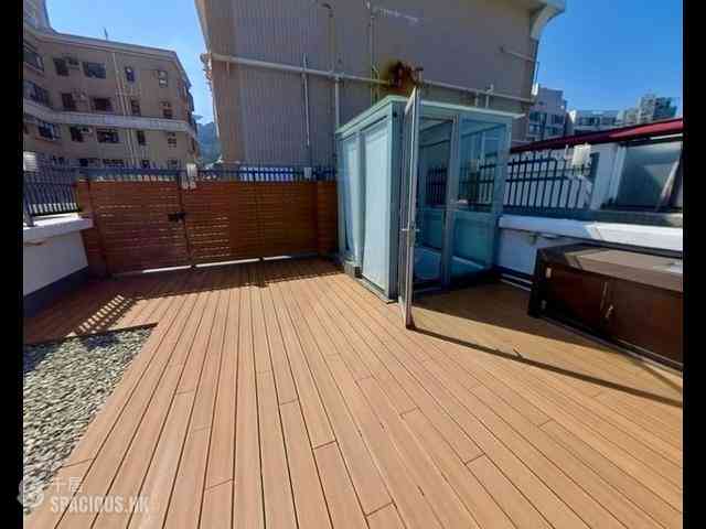 Mid Levels Central - Robinson Heights Block 3 14