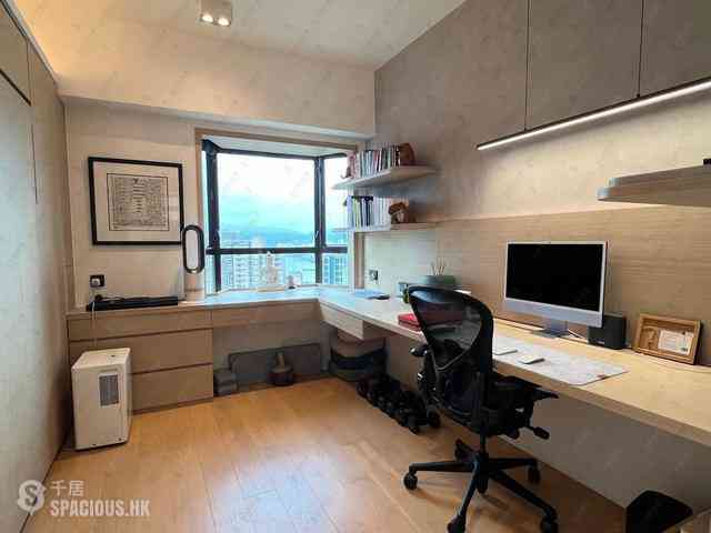 Mid Levels West - Dragonview Court 02