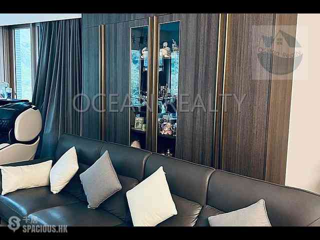 Clear Water Bay - Mount Pavilia 06