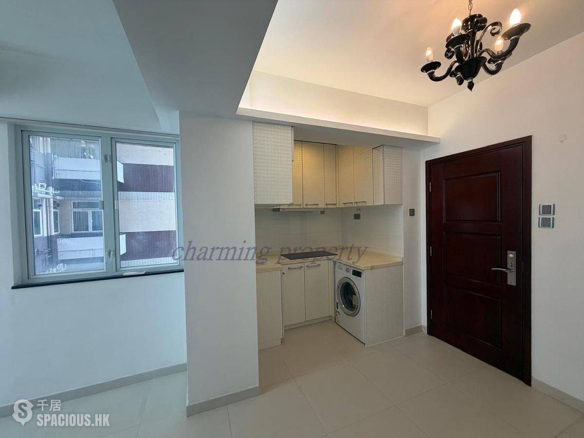 Wan Chai - Hay Wah Building Block A 01