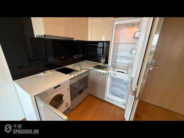 Sai Ying Pun - The Nova 05