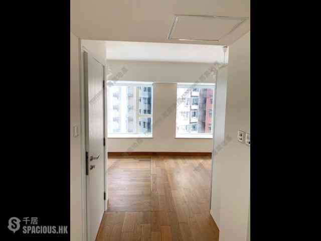 Soho - Centrestage Block 1 08