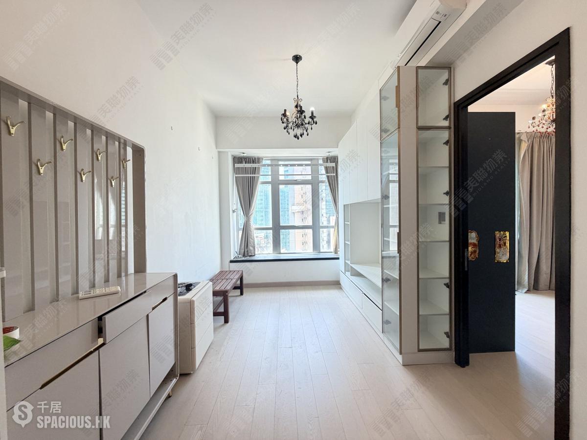 Wan Chai - J Residence 01