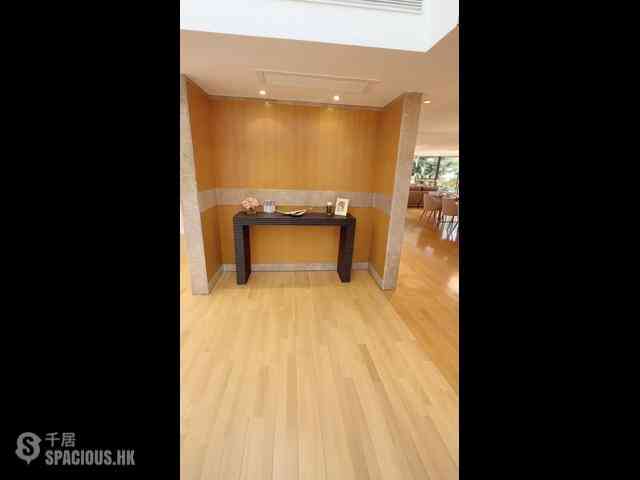 Shouson Hill - Henredon Court 04