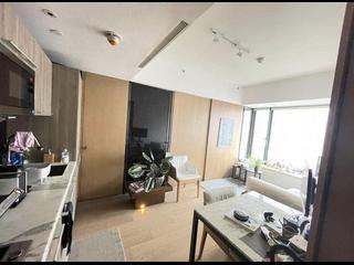 Mid Levels Central - Gramercy 02