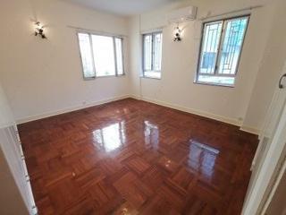 Mid Levels Central - Grand House 07