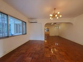 Mid Levels Central - Grand House 05