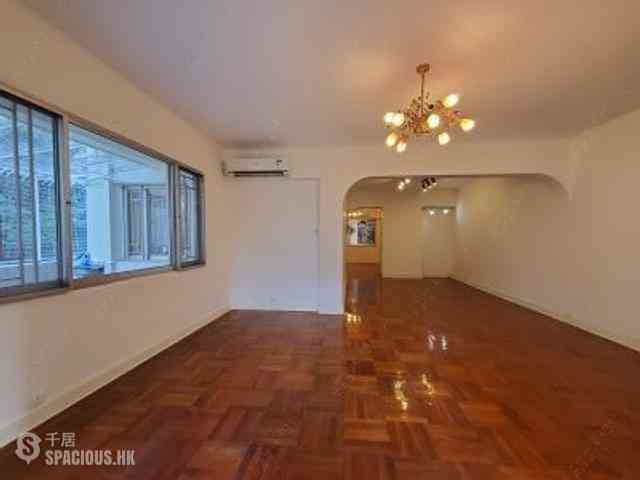 Mid Levels Central - Grand House 05