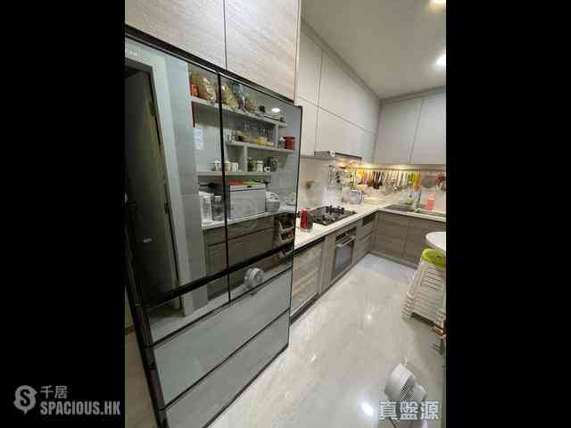 West Kowloon - Sorrento 06