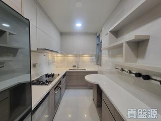 West Kowloon - Sorrento 17