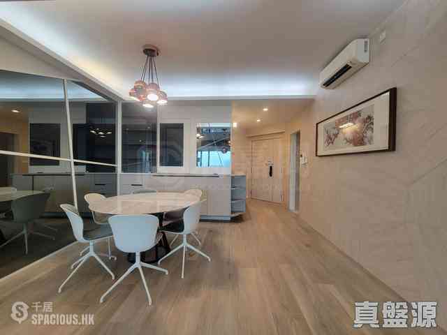 West Kowloon - Sorrento 23