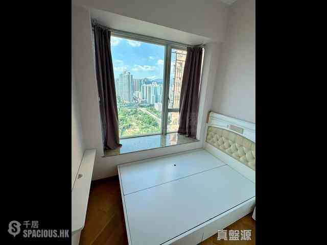 Tai Kok Tsui - Harbour Green 08