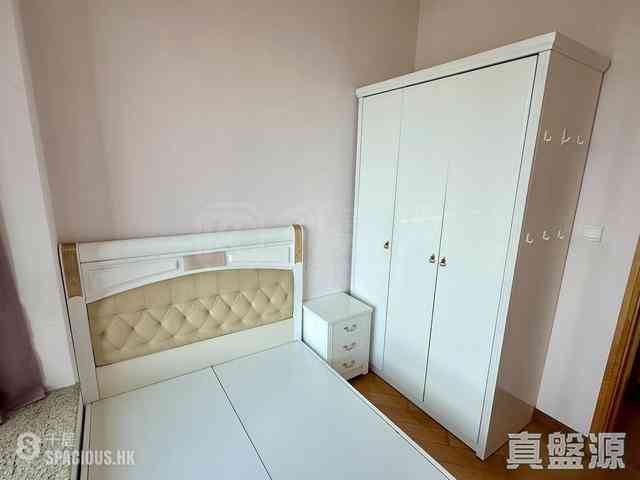 Tai Kok Tsui - Harbour Green 12