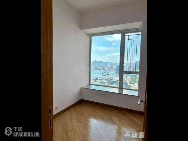 Tai Kok Tsui - Harbour Green 13