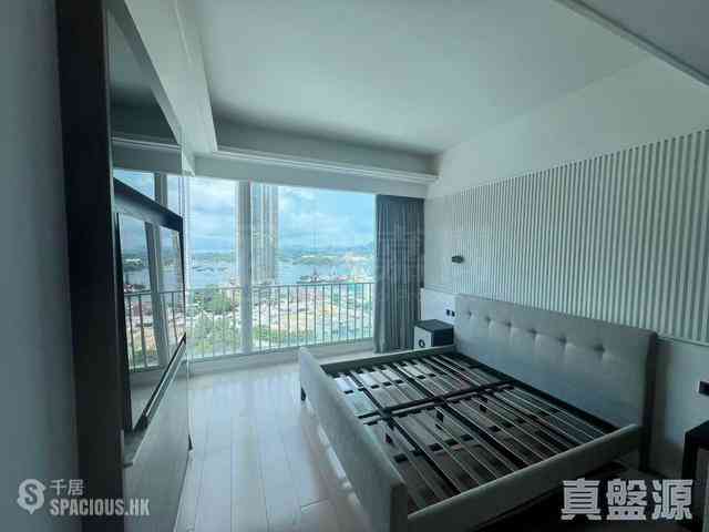 Tai Kok Tsui - Harbour Green 06