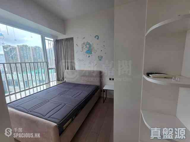 Tai Kok Tsui - Harbour Green 16