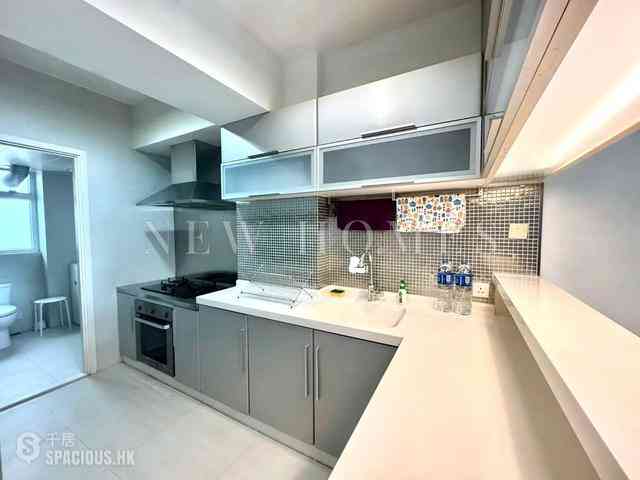 Happy Valley - 24-26, King Kwong Street 04