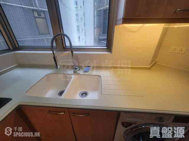 West Kowloon - Sorrento 17