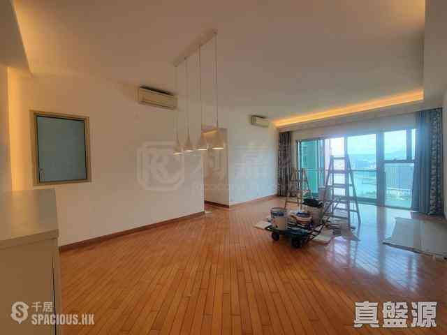 West Kowloon - Sorrento 18