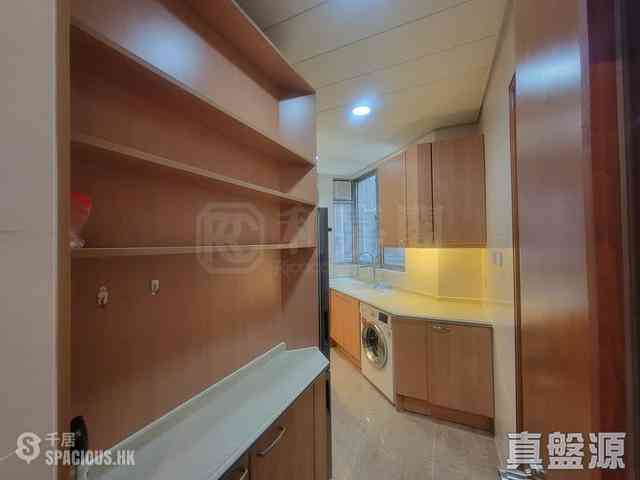 West Kowloon - Sorrento 21