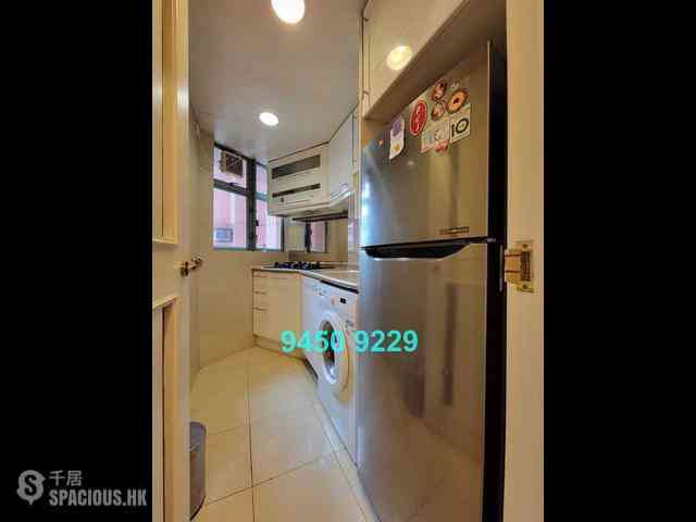 Sheung Wan - Queen's Terrace 08