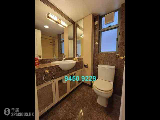 Sheung Wan - Queen's Terrace 21