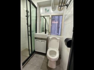 Sai Ying Pun - 33-33A, Pok Fu Lam Road 07