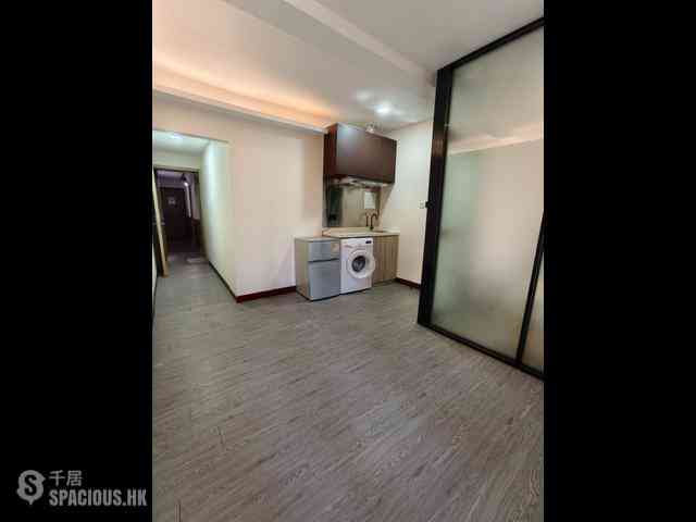 Sai Ying Pun - 33-33A, Pok Fu Lam Road 04