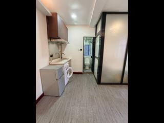 Sai Ying Pun - 33-33A, Pok Fu Lam Road 05