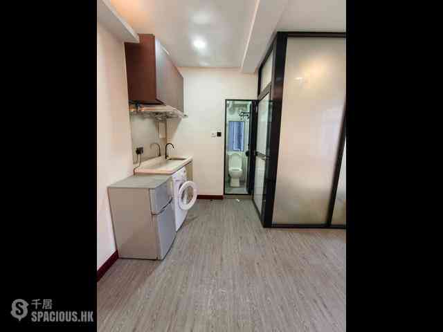 Sai Ying Pun - 33-33A, Pok Fu Lam Road 05