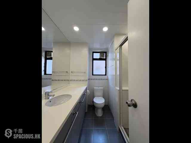 Mid Levels Central - Wilshire Park 12