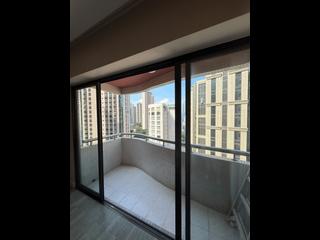 Mid Levels Central - Wilshire Park 03