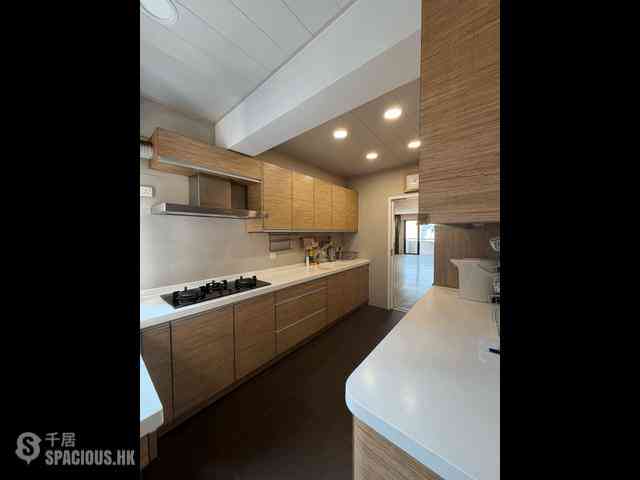 Mid Levels Central - Wilshire Park 06