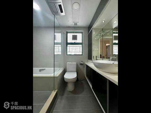 Mid Levels Central - Goldwin Heights 08