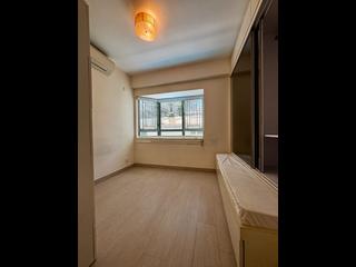 Mid Levels Central - Goldwin Heights 11