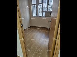 Prince Edward - Hang On Building 03