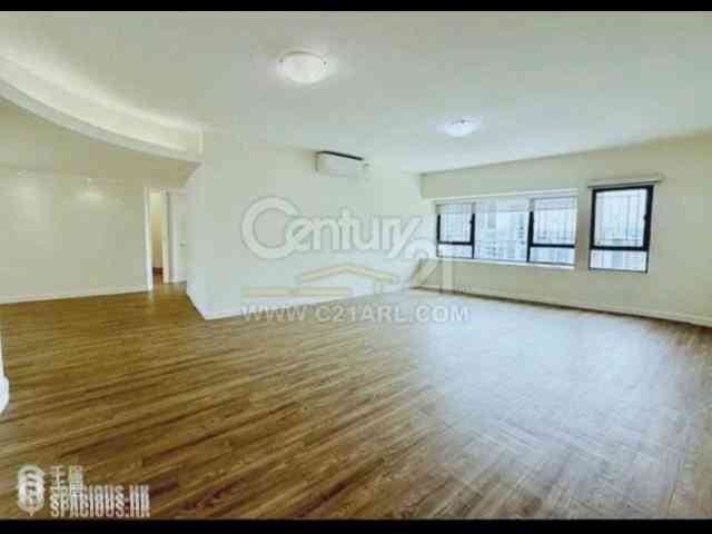 Mid Levels Central - Birchwood Place 02