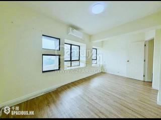 Mid Levels Central - Birchwood Place 07
