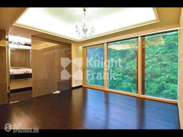 Mid Levels East - Kantian Rise 04