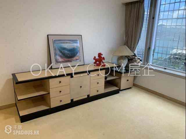 Wan Chai - Convention Plaza Apartments 03