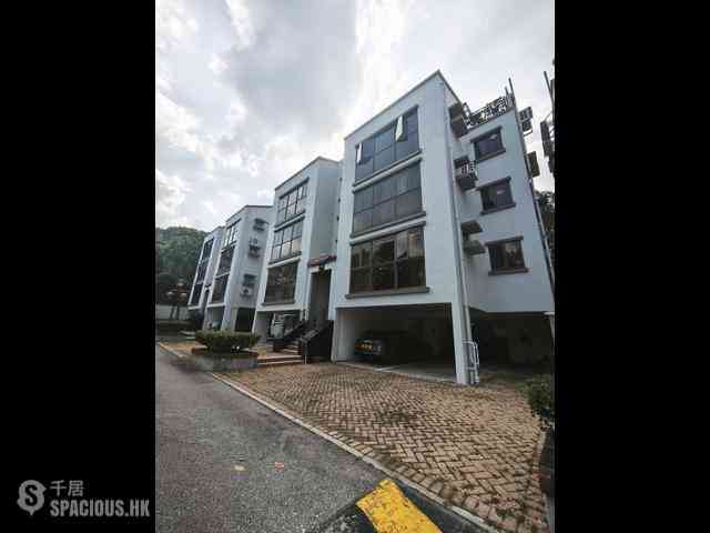 Tai Po Kau - Villa Castell House Block 38 10
